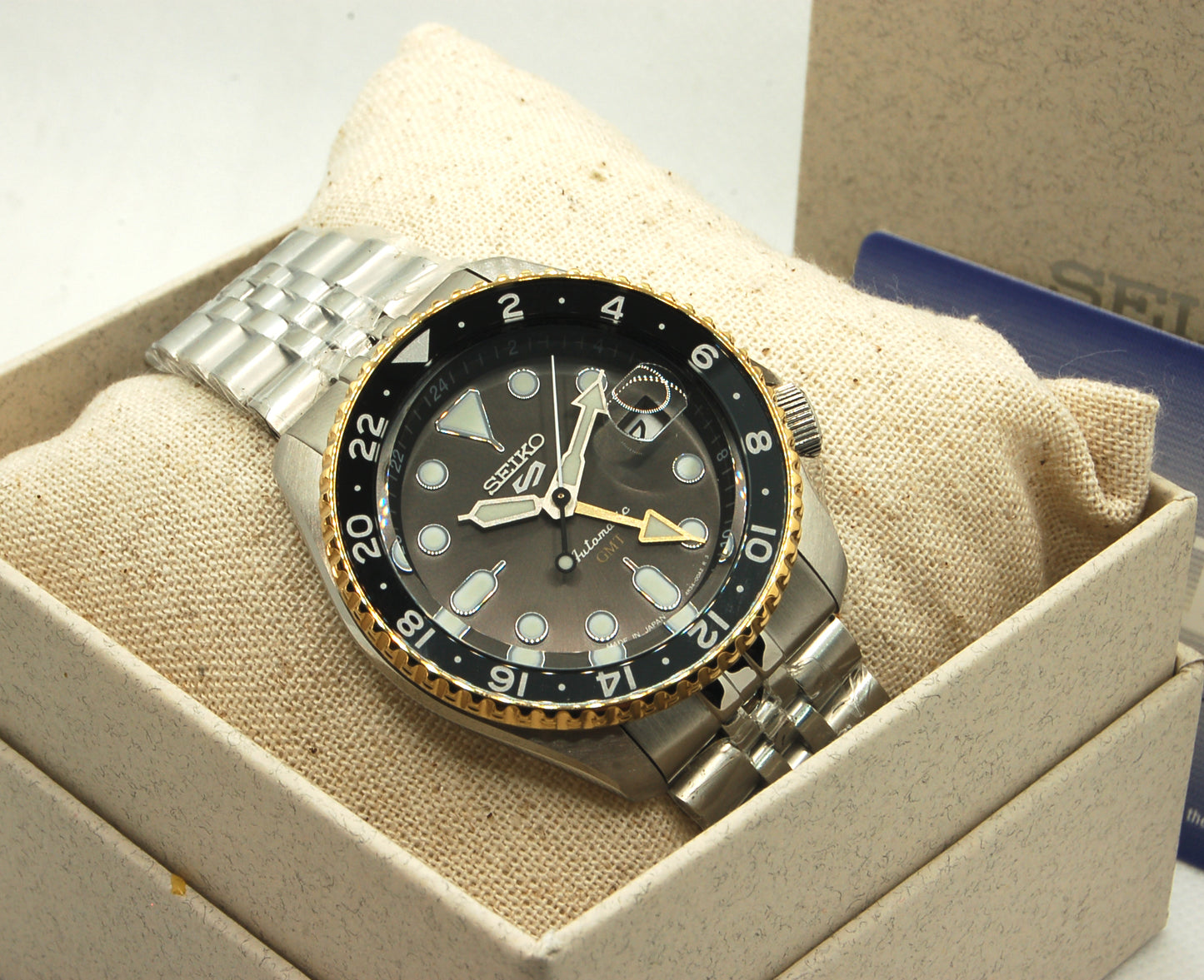 SEIKO 5 GMT automatic watch model SSK021