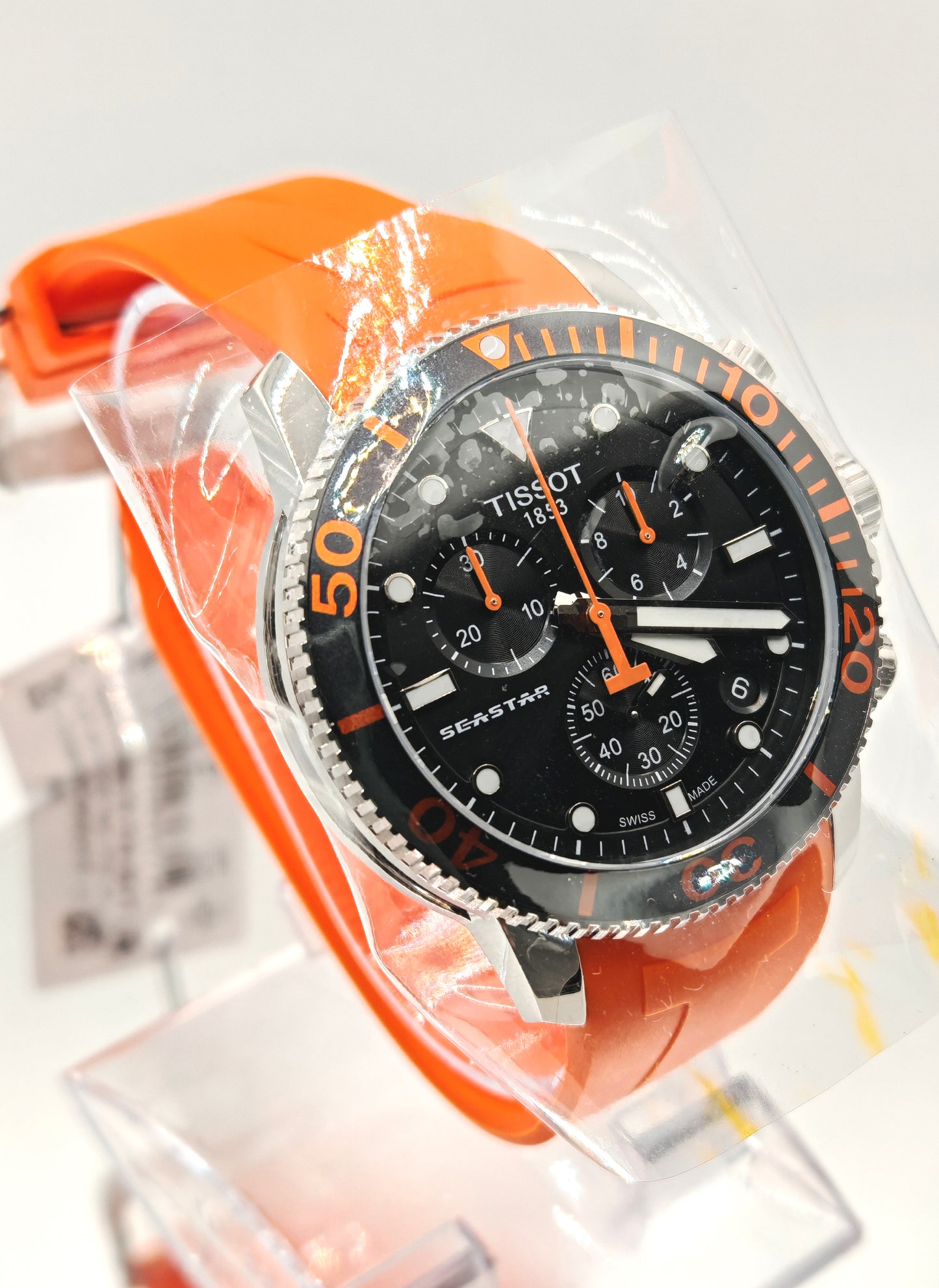 TISSOT MEN'S SEASTAR 1000 quartz watch - T120.417.17.051.01 | tikAworld