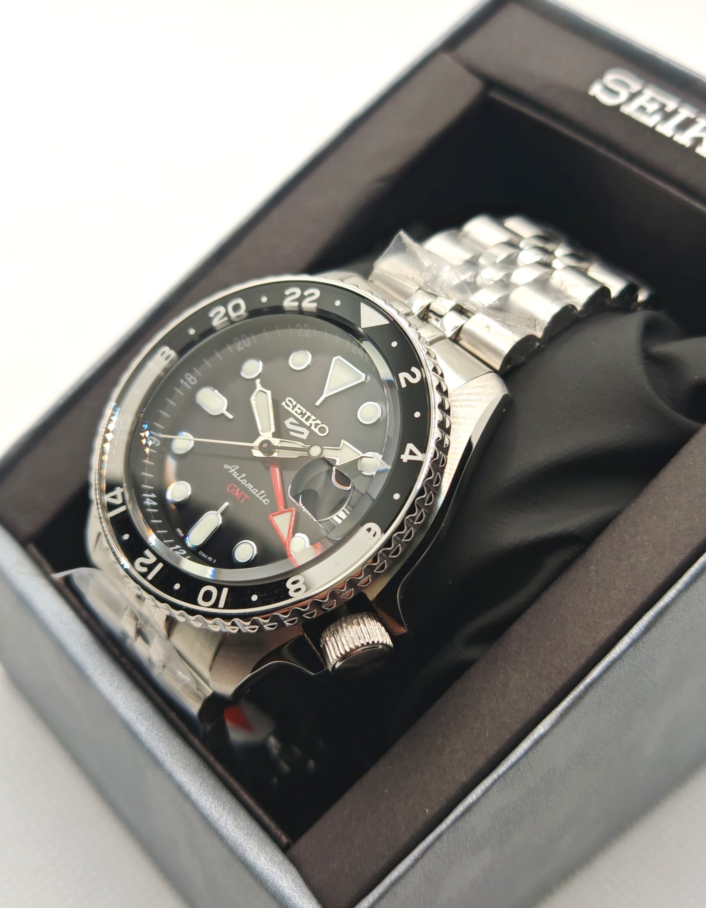 SEIKO 5 GMT SSK001K1 – Orologio Automatico Uomo Nero | TikAworld