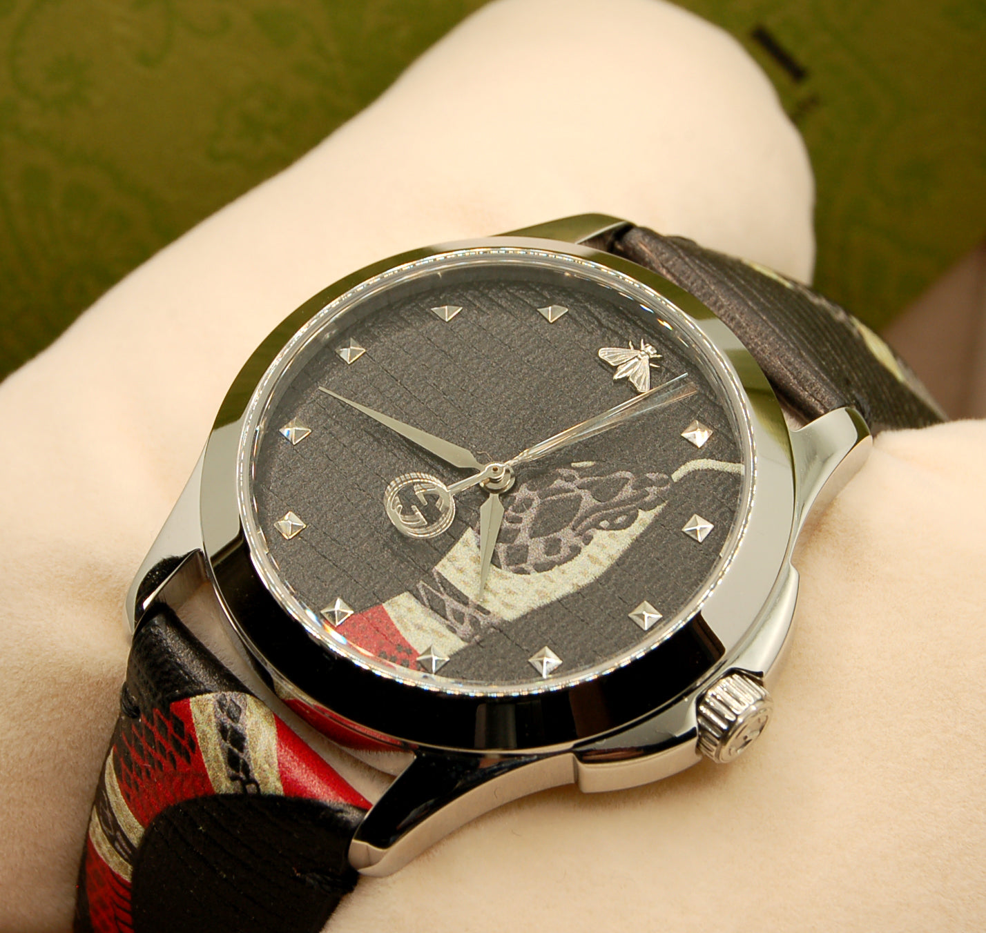 GUCCI men's/unisex quartz watch mod. G-TIMELESS ref. YA1264007a