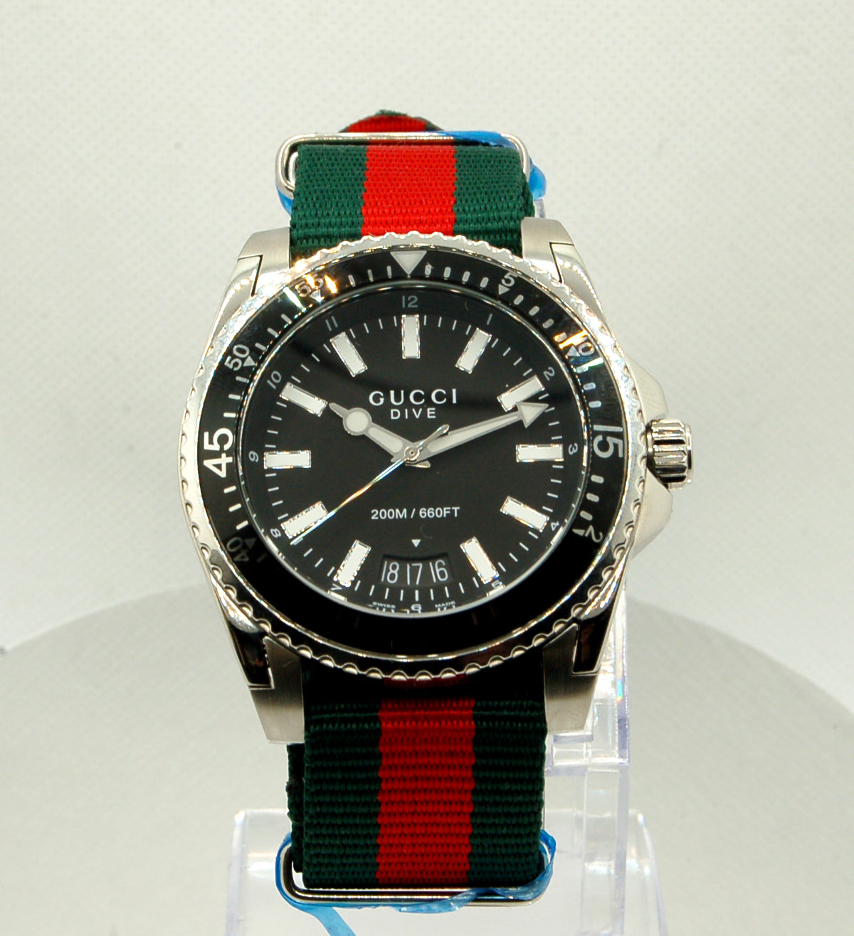 GUCCI Men's Quartz Watch, Model DIVE, Black/Fabric - YA136206