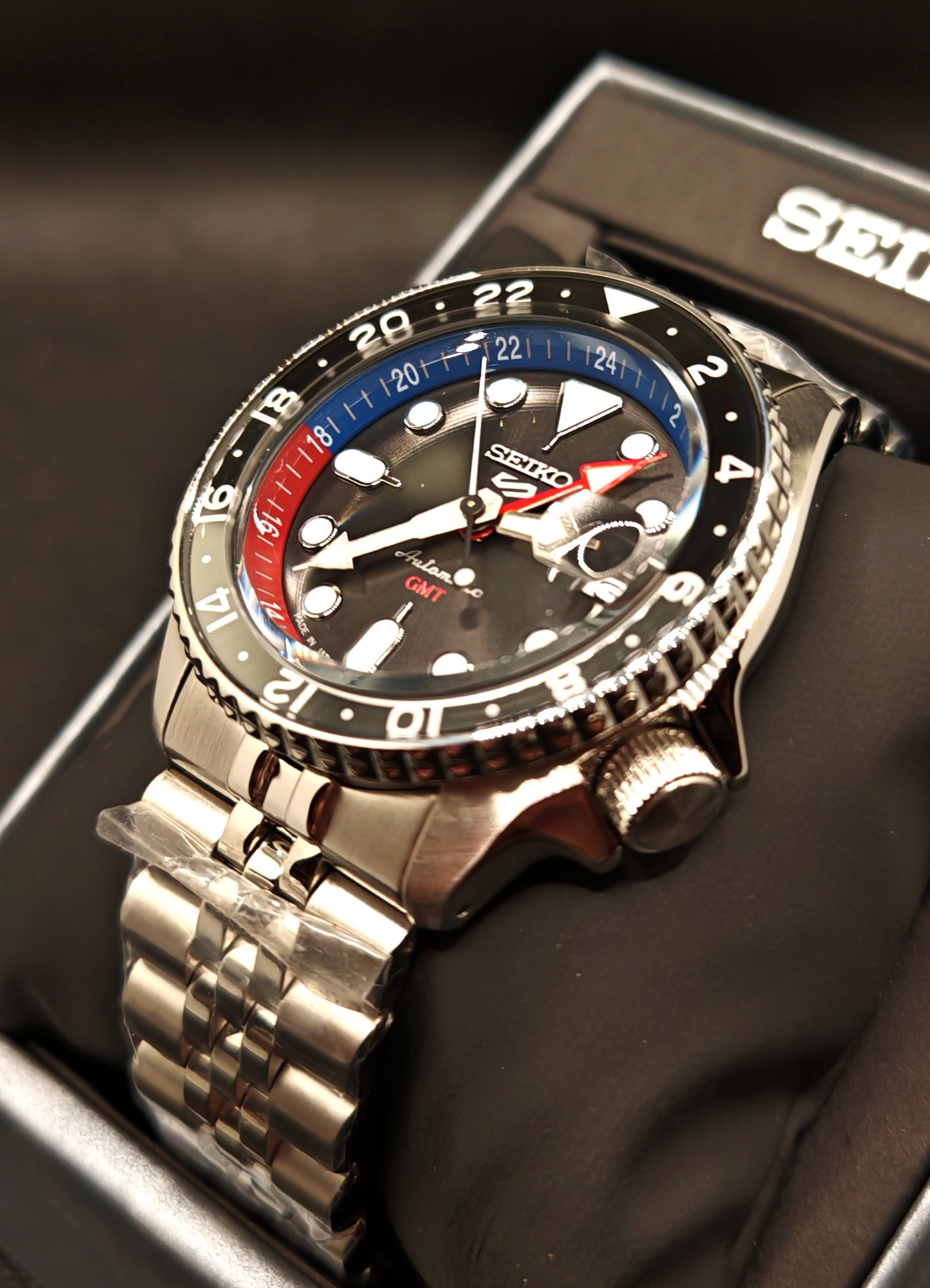 SEIKO 5 GMT orologio automatico mod. SSK019K1