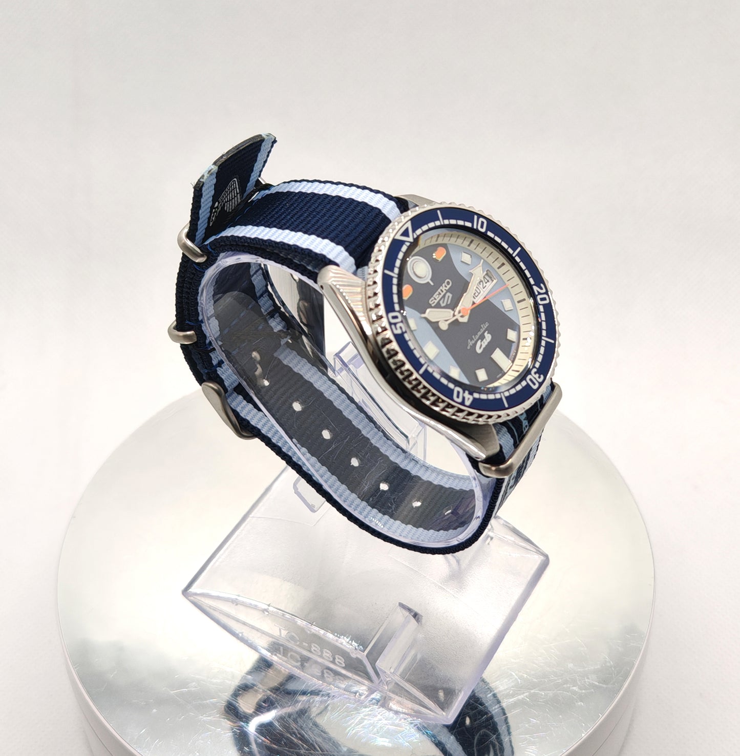SEIKO Serie 5 orologio automatico Retro Colour Collection mod. SRPK37K1