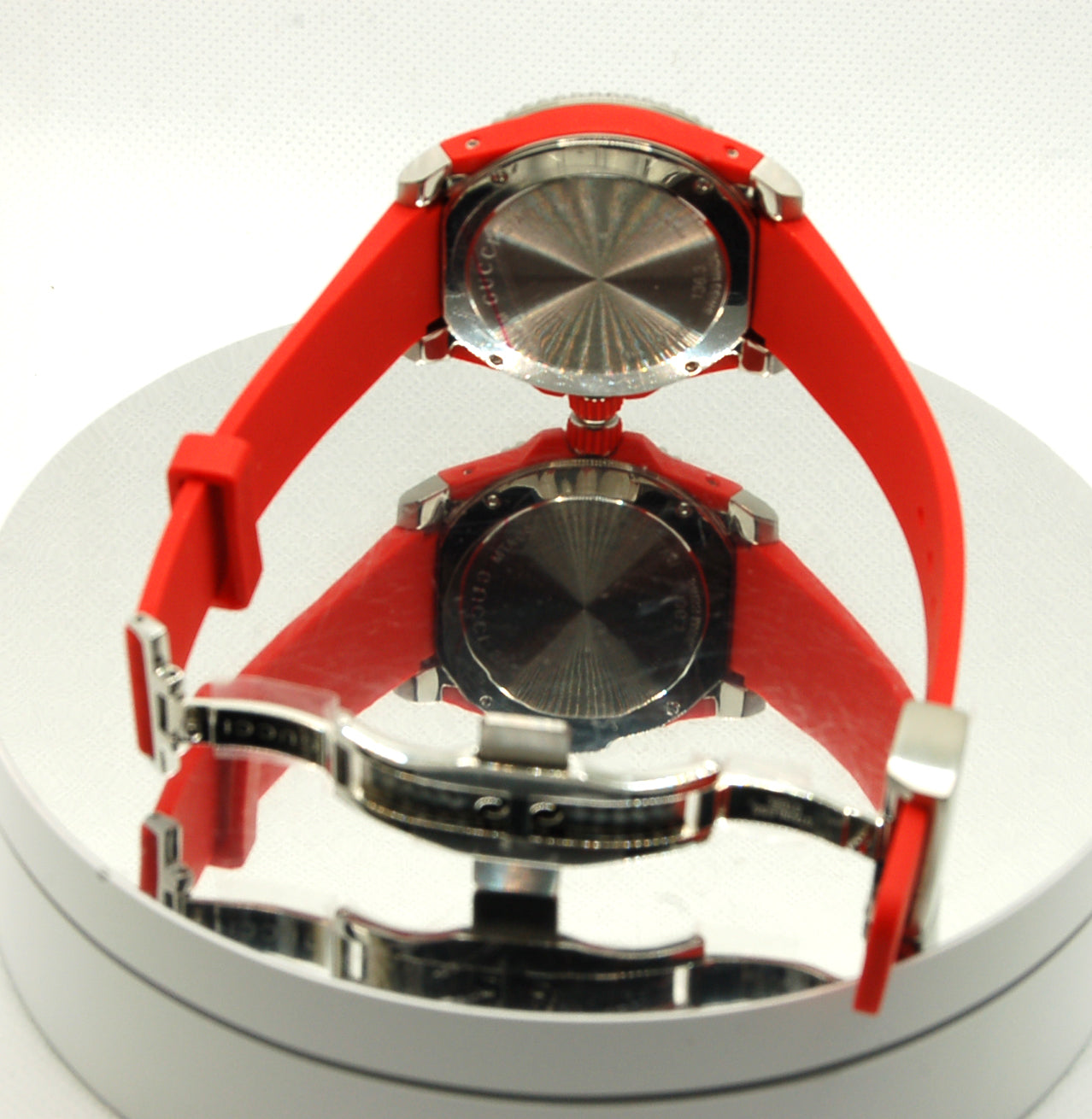 GUCCI MEN'S/Unisex Quartz Watch Model: GUCCIDIVE - YA136309 40mm
