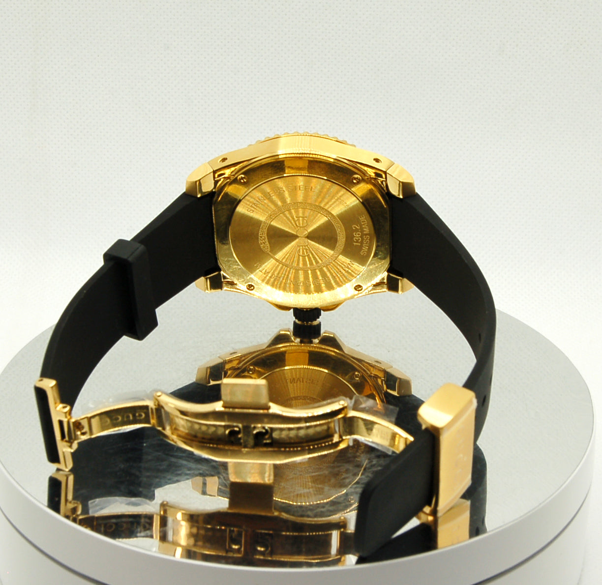 GUCCI MEN'S/Unisex Quartz Watch Model: GUCCIDIVE - YA136219 45mm
