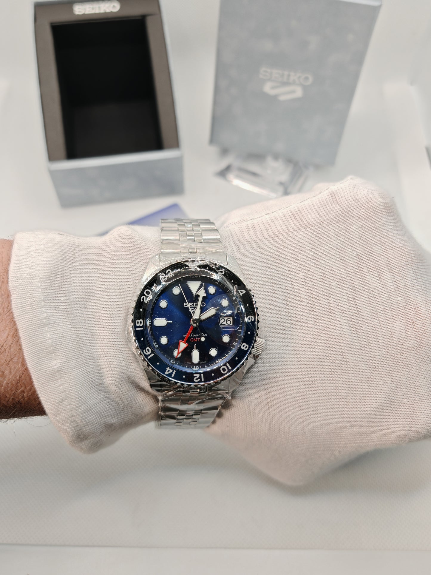 SEIKO 5 GMT automatic watch Blue SSK003K1 | tikAworld