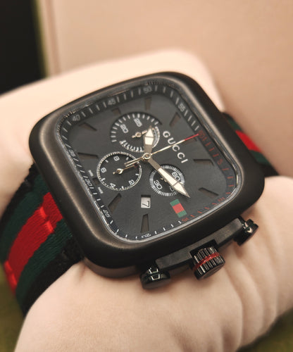 GUCCI orologio per UOMO al quarzo mod. COUPE Nero/Tessuto - YA131202
