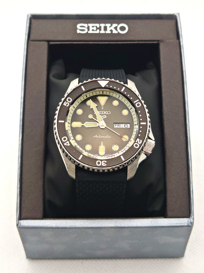 Seiko 5 Sports SRPD73K2 | tikAworld