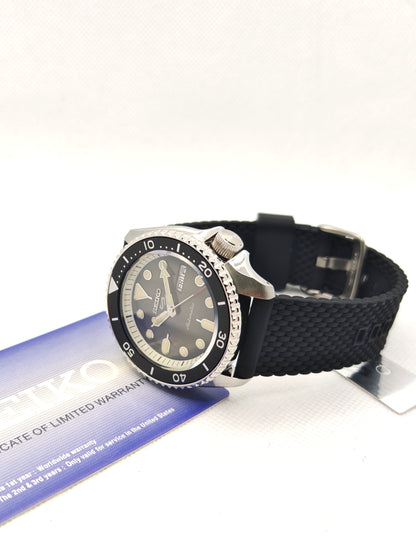 Seiko 5 Sports SRPD73K2 | tikAworld
