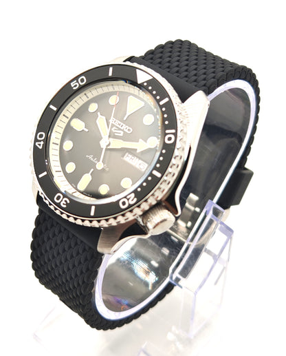 Seiko 5 Sports SRPD73K2 | tikAworld